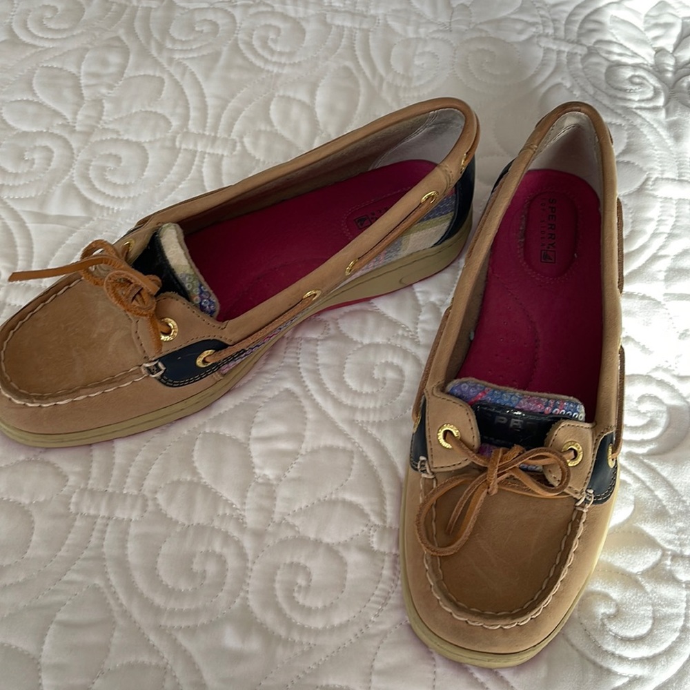 Sperry shoes size 7.5 medium